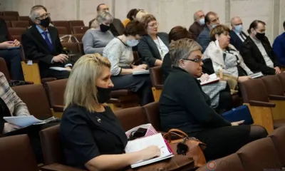 В Орле наградили лучших представителей сферы образования