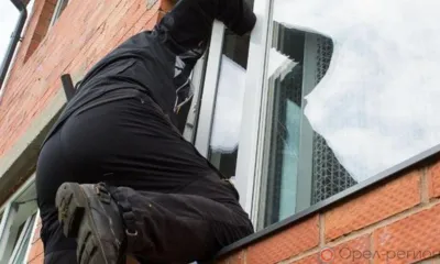 Житель Верховского района украл из квартиры электропроводку