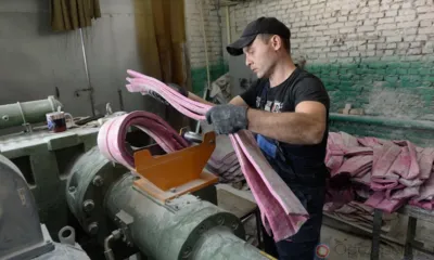 Орловское предприятие по производству медицинских жгутов перешло на круглосуточный режим работы