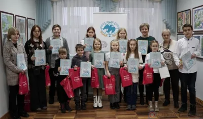 Дети рисуют мир