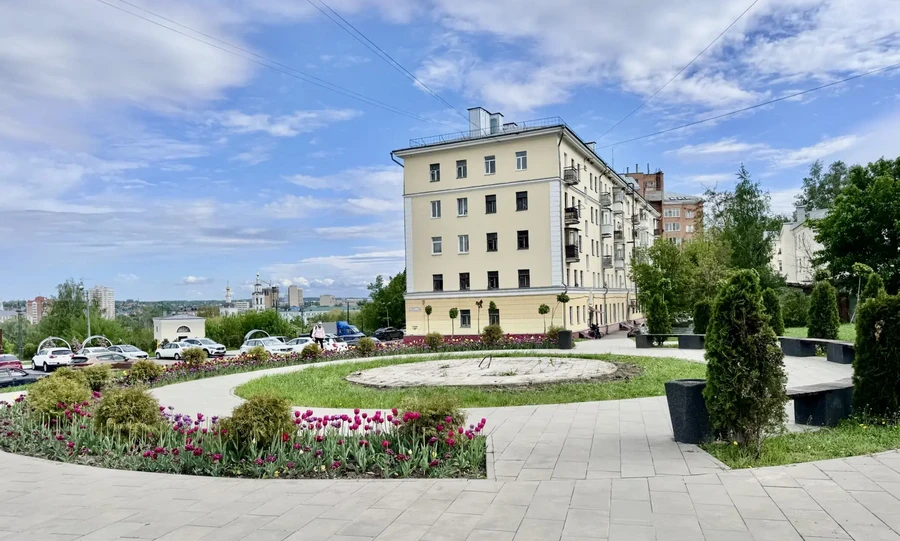 В центре Орла установят 45-метровый флагшток