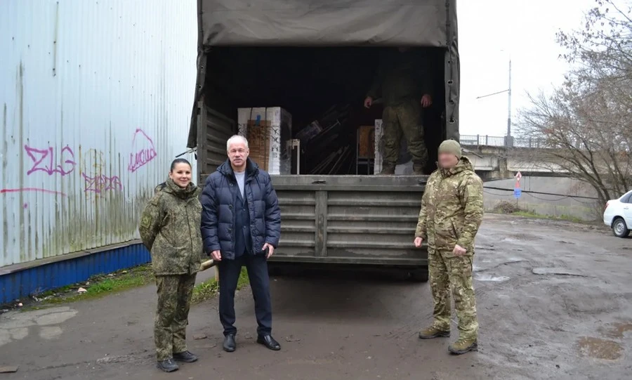 Орловский тыл в День волонтёра передал очередную партию гумпомощи в военный госпиталь Луганска