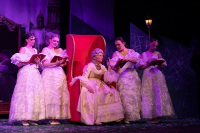 Фото 2. На большой сцене ОГАТ им. И. С. Тургенева с успехом прошёл спектакль «Пиковая дама»