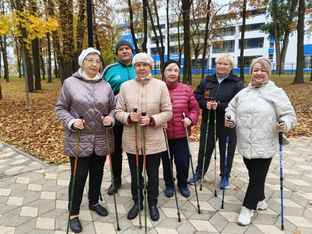 Участники группы «Орловское долголетие» желают всем отличного настроения!