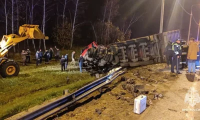 Фото 2. По факту ДТП с шестью погибшими на трассе Орёл — Тамбов возбуждено уголовное дело