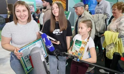 Орловчанка стала одиннадцатимиллионным посетителем выставки «Россия»