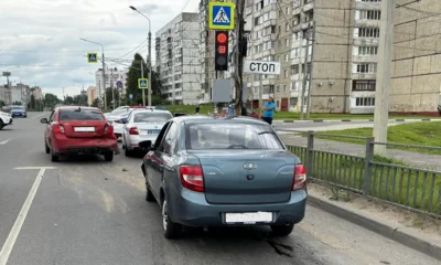 В Орле водитель без прав попал в ДТП