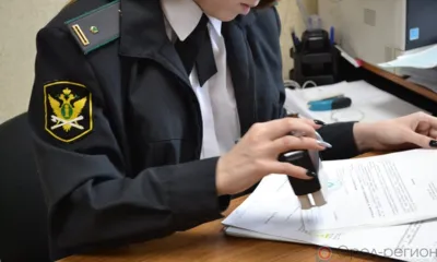 Ливенец оплатил долги по алиментам после ареста автомобиля