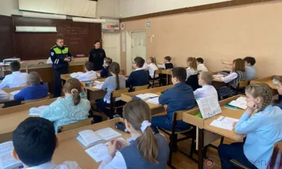 Орловские полицейские отправились в школы