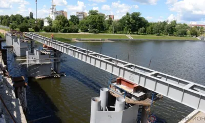 В Орле на Красном мосту возводят галерею и строительный пирс