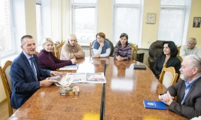 Фото 1. Михаил Вдовин встретился с сотрудниками газеты «Орловская правда» и сетевого издания «Орёл-регион»