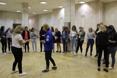 «Я в вожатые пойду, пусть меня научат…»