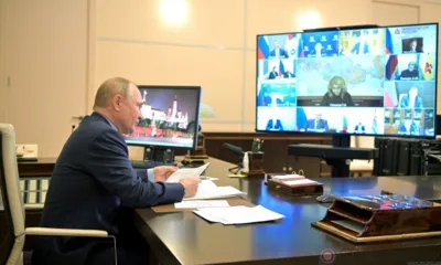 Владимир Путин: «Сейчас особенно важно сбить пик новой волны эпидемии»