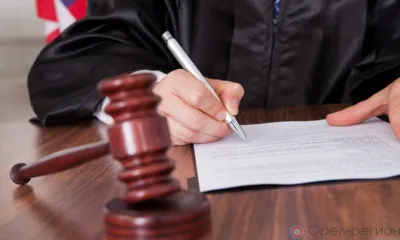 Орловского адвоката осудили за мошенничество и посредничество во взяточничестве