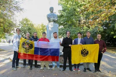 В Орле отметили день рождения Сергея Есенина