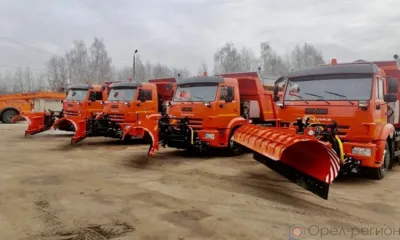 Орловская «Спецавтобаза» получила пять единиц техники