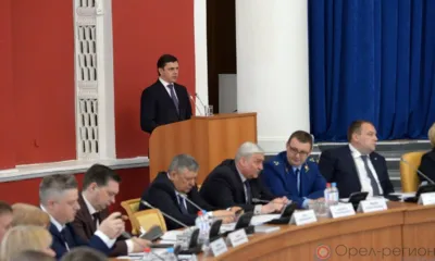 Андрей Клычков отчитался перед орловскими депутатами