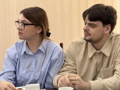 Фото 3. Руководство орловского вуза пригласило студенческие семьи на чай