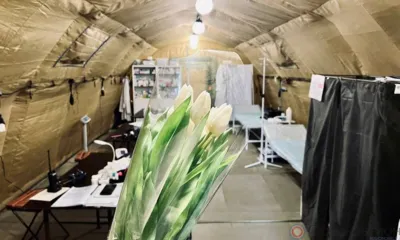 Орловчанок, оказывающих медпомощь нашим военным в зоне СВО, поздравили с наступающим праздником