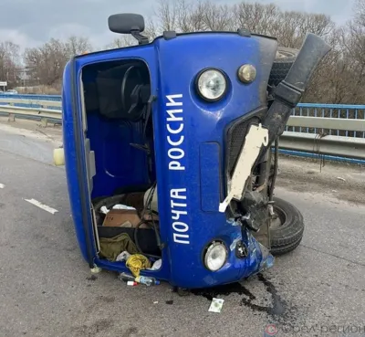 Под Орлом пьяный водитель перевернул УАЗ «Почты России»