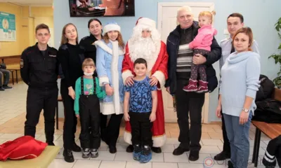 В детскую поликлинику Орла пришёл Полицейский Дед Мороз