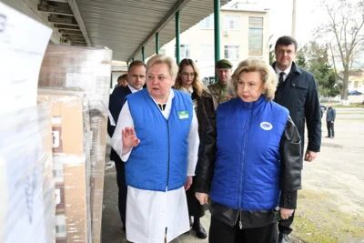 Фото 3. Уполномоченный по правам человека в РФ Татьяна Москалькова привезла в Орёл лекарства на 24 миллиона рублей