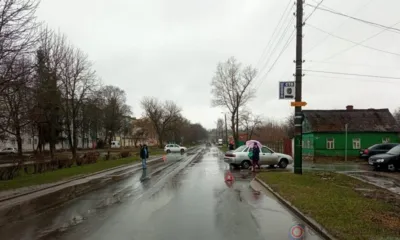 В Мценске девочка 2014 года рождения попала под колёса ВАЗ-21102