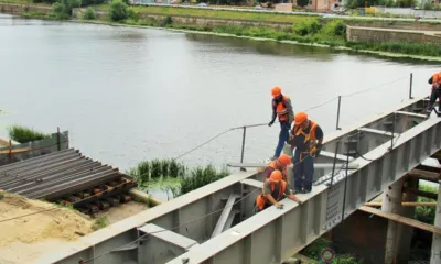 В Орле завершают строительство коммуникационного моста