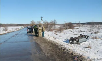 В Дмитровске ВАЗ-2115 улетел в кювет и перевернулся