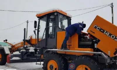 «Дорожная служба» Болховского района пополнилась новой техникой