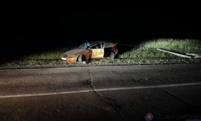 Под Орлом водитель BMW на полной скорости влетел в столб