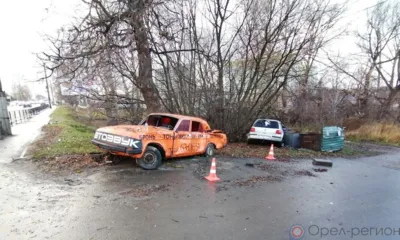 В Орле на Московском шоссе столкнулись три автомобиля