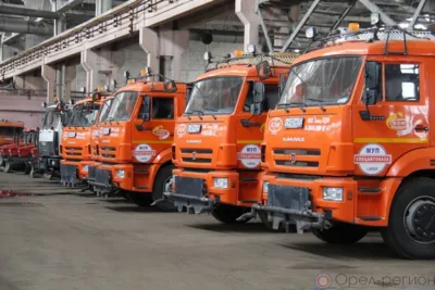 К 2023 году Орёл закупит 17 единиц техники для «Спецавтобазы»