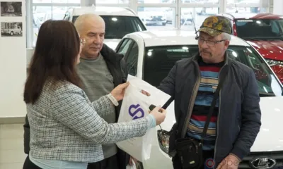 Пострадавшие на производстве орловцы получили новые автомобили