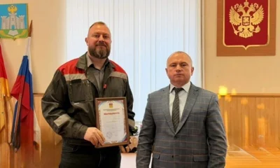 Андрей Усиков наградил помогавших устранять последствия сильного снегопада кромчан