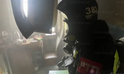 Мценские пожарные спасли из горящей квартиры собаку