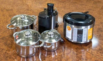 Две победительницы розыгрыша призов от «Орловской правды» уже получили подарки