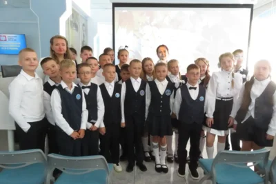 Фото 1. Сотрудники мценской библиотеки проводят встречи с талантливыми земляками