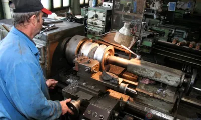 В Малоархангельском районе сотрудник предприятия украл электродвигатель от токарного станка