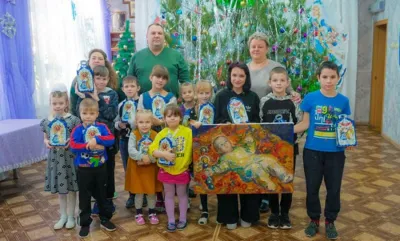 Орловские депутаты дарят детям новогоднее настроение
