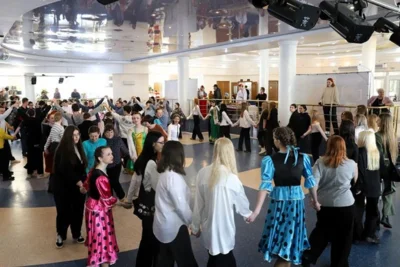 Фото 5. В Орловском ГАУ имени Н. В. Парахина открылся молодёжный форум «Мир без границ»