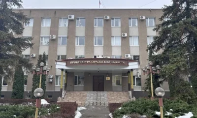 По требованию прокуратуры в Глазуновке отремонтировали общее имущество в двух домах