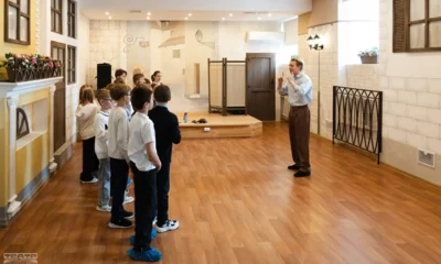 Актёры Иван Кирюхин, Евгений Винник и Данила Маскаев провели мастер-классы для орловских школьников