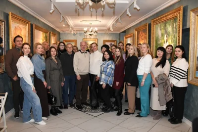 Фото 3. Общественное служение Олега Карпикова