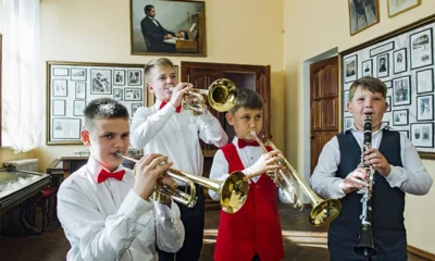 В орловские ДШИ в 2025 году приобрели более 2 тысяч единиц оборудования, инструментов и учебных материалов