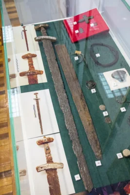 Фото 2. В Орловском краеведческом музее представили новые археологические материалы