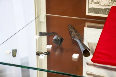 Фото 3. В Орловском краеведческом музее представили новые археологические материалы