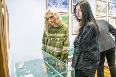 Фото 7. В Орловском краеведческом музее представили новые археологические материалы