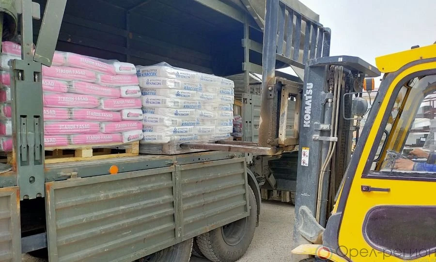 Из Орла отправлены стройматериалы для возведения военного госпиталя в ЛНР