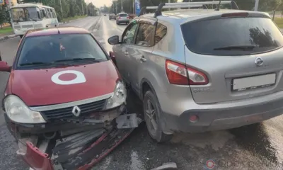 В Орле неустановленный водитель спровоцировал тройное ДТП